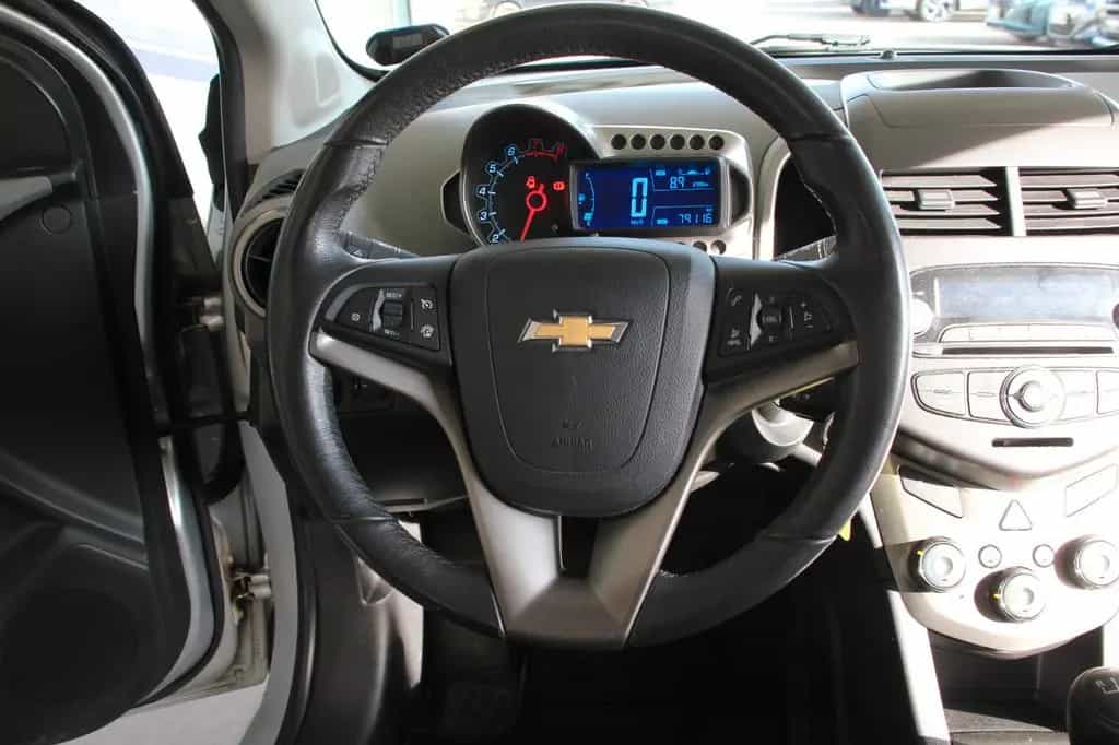 Chevrolet Aveo LTZ 07/2012-photo-13