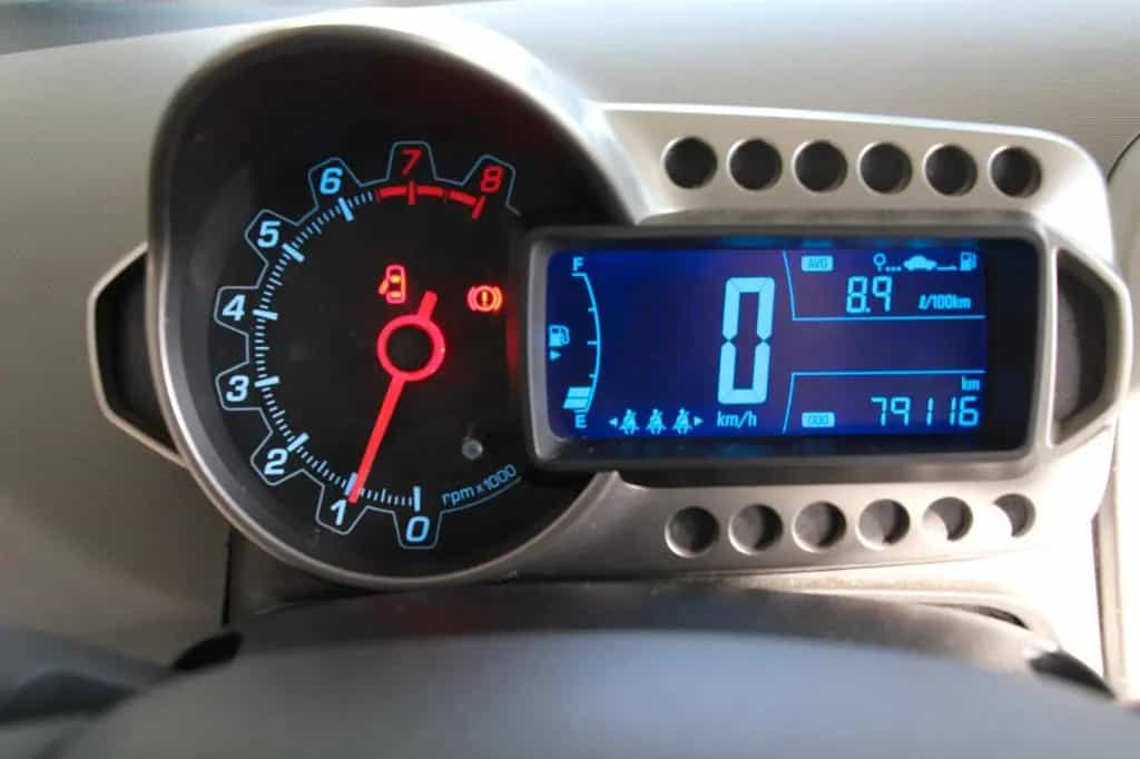 Chevrolet Aveo LTZ 07/2012-photo-16