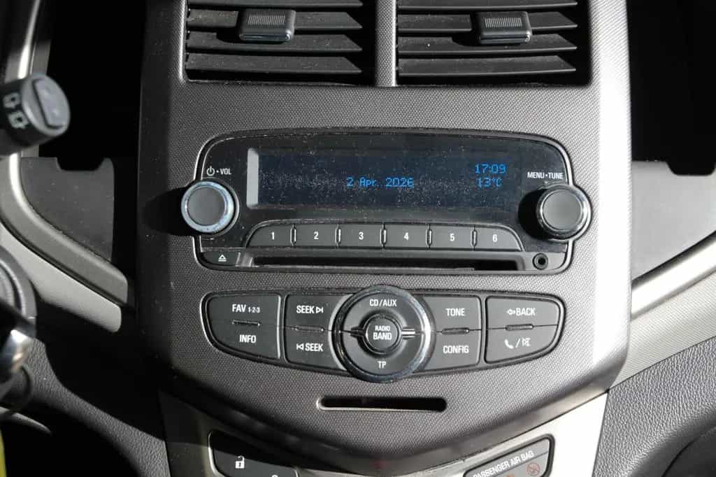 Chevrolet Aveo LTZ 07/2012-photo-17