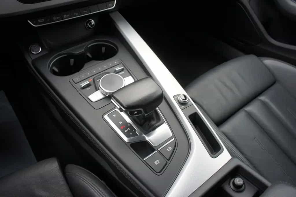 Audi A4 Avant 2.0 TFSI S-tronic *S-LINE*LED*360°*AHK* 04/2017-photo-15