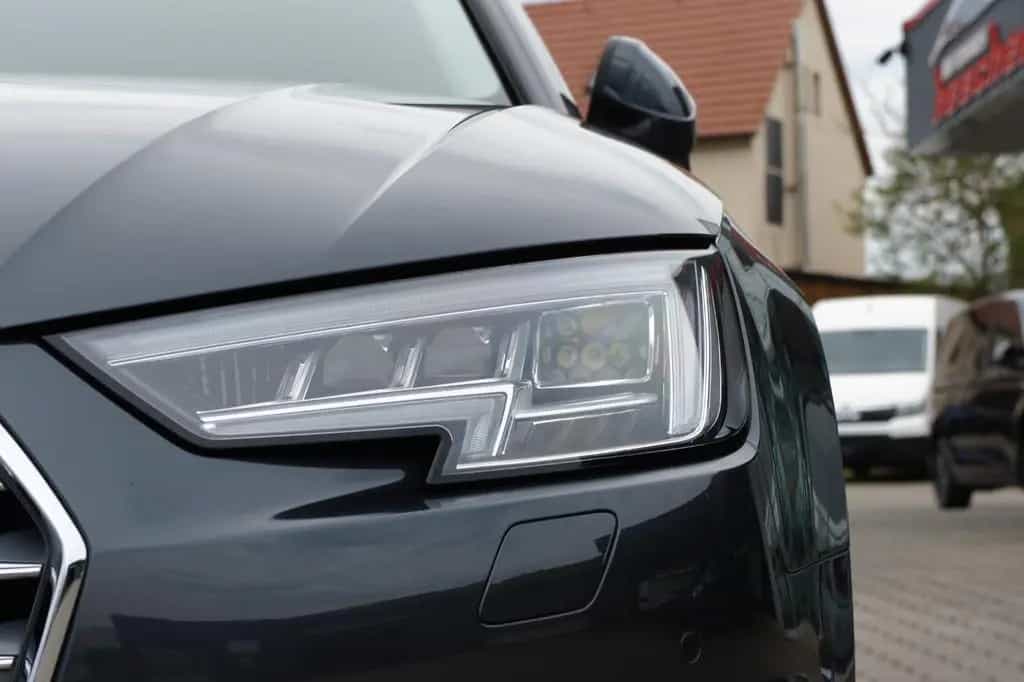Audi A4 Avant 2.0 TFSI S-tronic *S-LINE*LED*360°*AHK* 04/2017-photo-9