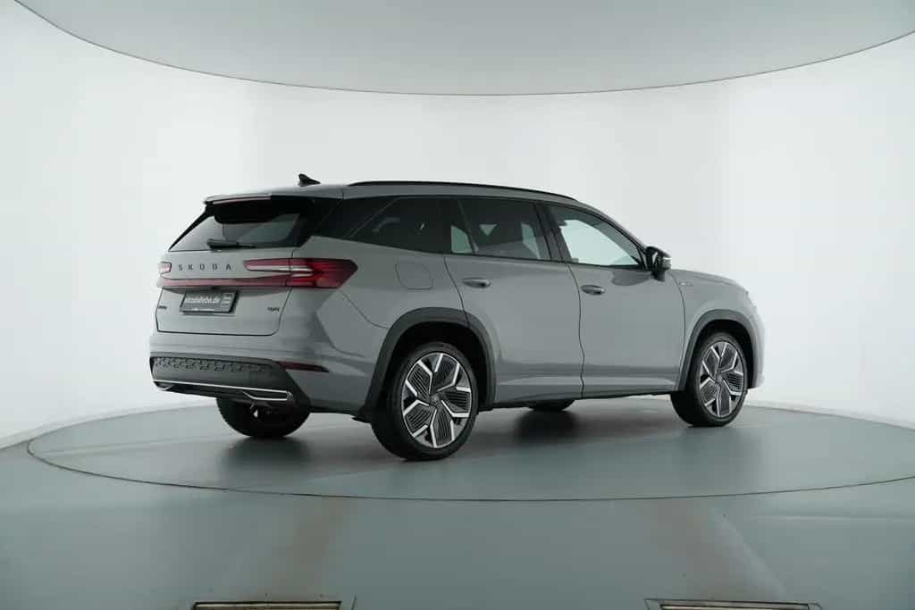 Skoda Kodiaq SPORTLINE 2.0TDI DSG 4x4 7-SITZE+HEAD-UP 06/2025-photo-5