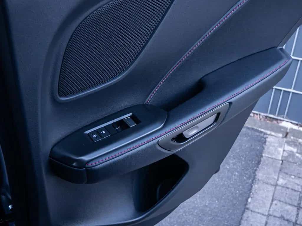 Lexus LBX Emotion EL. HECKKL. SITZHEIZUNG NAVI ACC LED null-photo-17