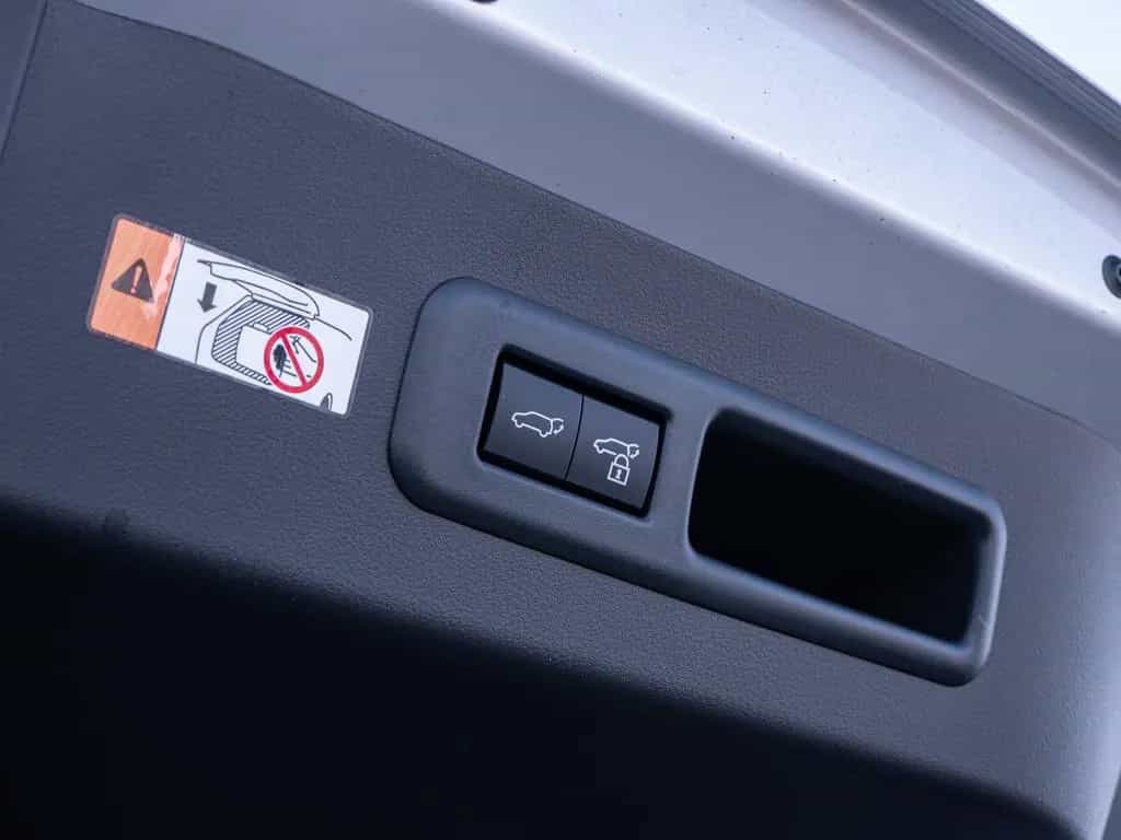 Lexus LBX Emotion EL. HECKKL. SITZHEIZUNG NAVI ACC LED null-photo-19
