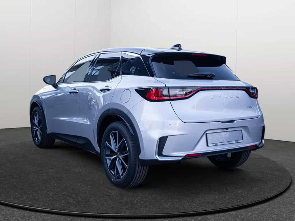 Lexus LBX Emotion EL. HECKKL. SITZHEIZUNG NAVI ACC LED null-photo-5