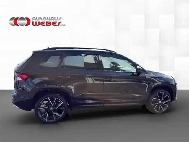 Skoda Karoq 1.5l TSI SPORTLINE MATRIX+REAR+NAV+AHK 02/2022-photo-7