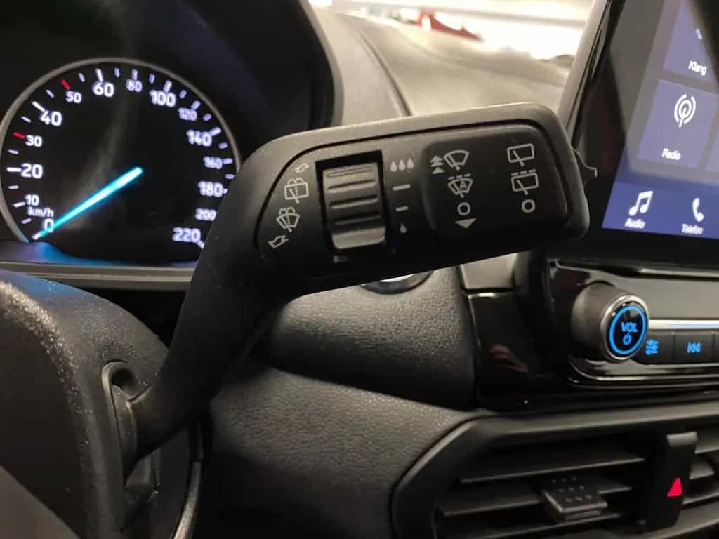 Ford EcoSport 1.0 Titanium Automatik+AHK++NAVIGATION+ 04/2018-photo-13
