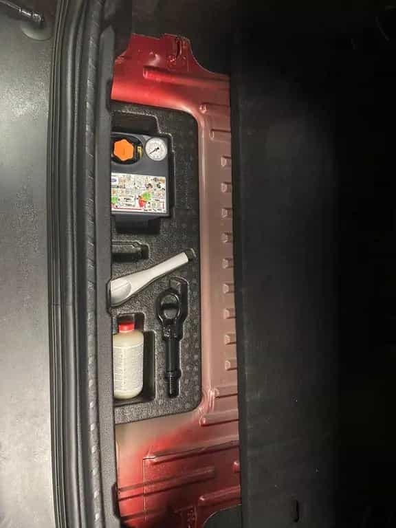 Ford EcoSport 1.0 Titanium Automatik+AHK++NAVIGATION+ 04/2018-photo-32
