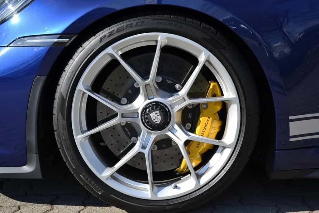 Porsche 992 GT3 Touring-Paket*Ceramic*Vollschale*Lift 05/2023-photo-7