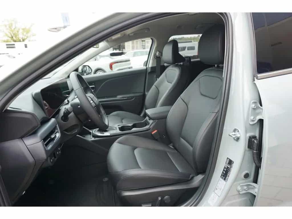 Kia K4 SW 1.6T 150 Spirit DCT7 Navi LED ACC h/k 360G 04/2026-photo-17