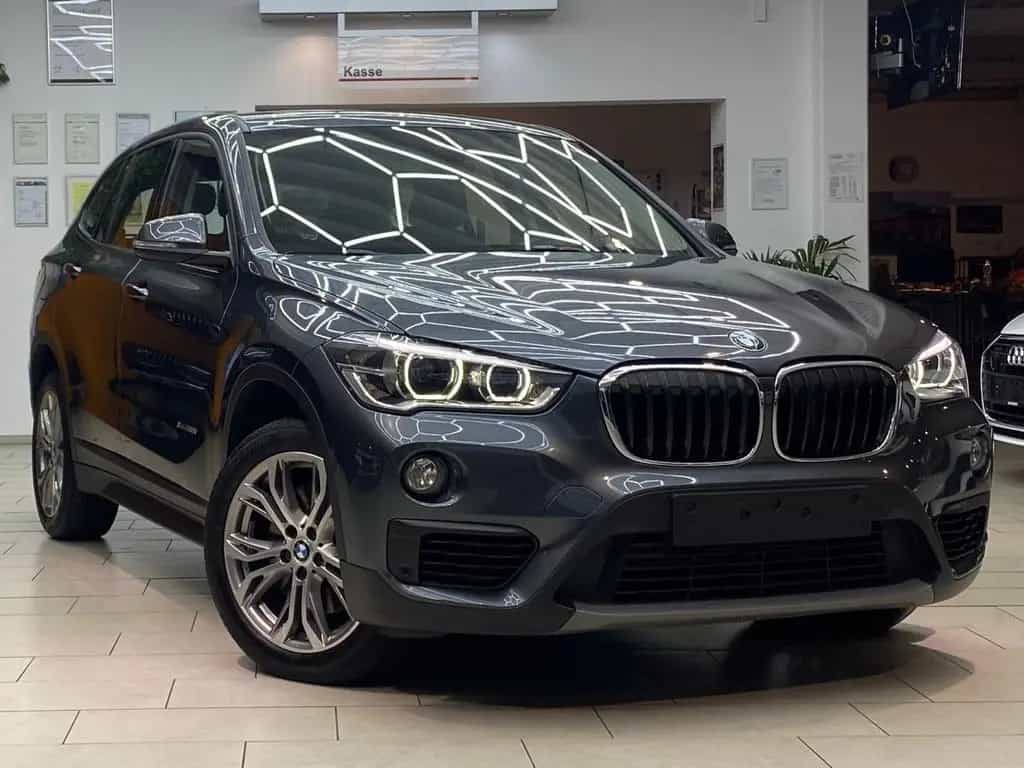 BMW X1 xDrive 20i Automatik Navi Pano LedLenkr. Allr 10/2017-photo-0