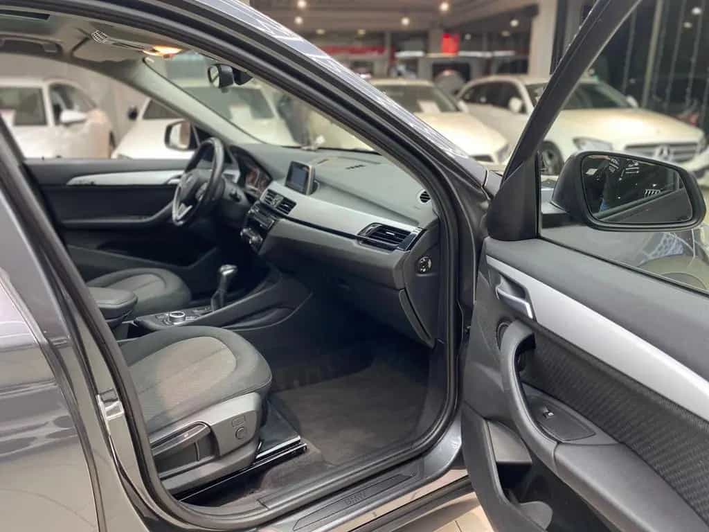 BMW X1 xDrive 20i Automatik Navi Pano LedLenkr. Allr 10/2017-photo-12