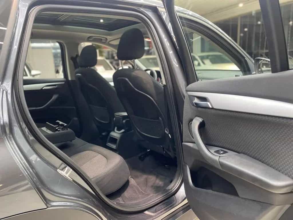 BMW X1 xDrive 20i Automatik Navi Pano LedLenkr. Allr 10/2017-photo-16