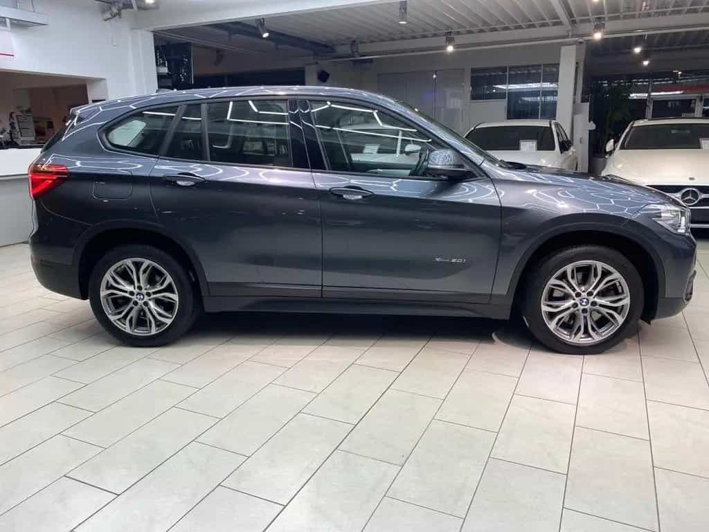 BMW X1 xDrive 20i Automatik Navi Pano LedLenkr. Allr 10/2017-photo-7