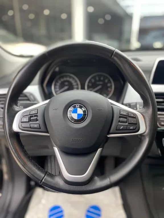 BMW X1 xDrive 20i Automatik Navi Pano LedLenkr. Allr 10/2017-photo-9