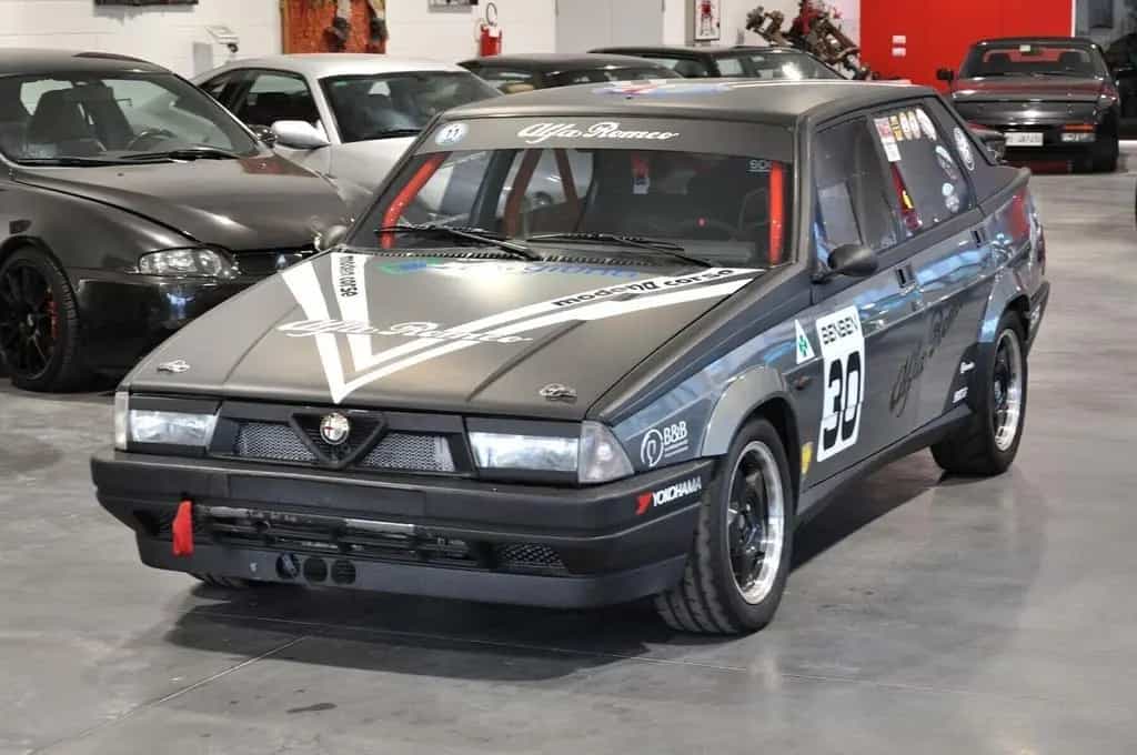 Alfa Romeo 75 2.0i Twin Spark Trackday Ready 03/1989-photo-2