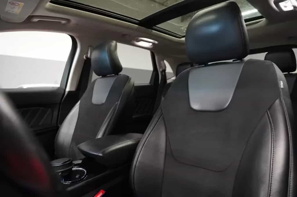 Ford Edge Sport 4x4*Unfallfrei*Navi*Pano* 06/2017-photo-14