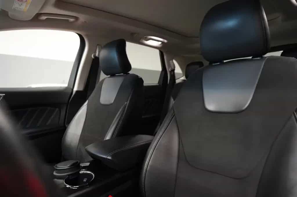 Ford Edge Sport 4x4*Unfallfrei*Navi*Pano* 06/2017-photo-15