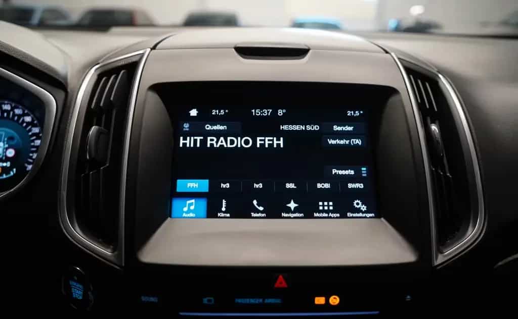 Ford Edge Sport 4x4*Unfallfrei*Navi*Pano* 06/2017-photo-22