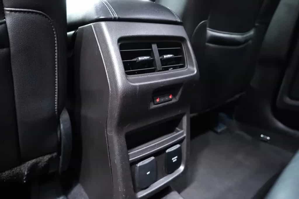 Ford Edge Sport 4x4*Unfallfrei*Navi*Pano* 06/2017-photo-26
