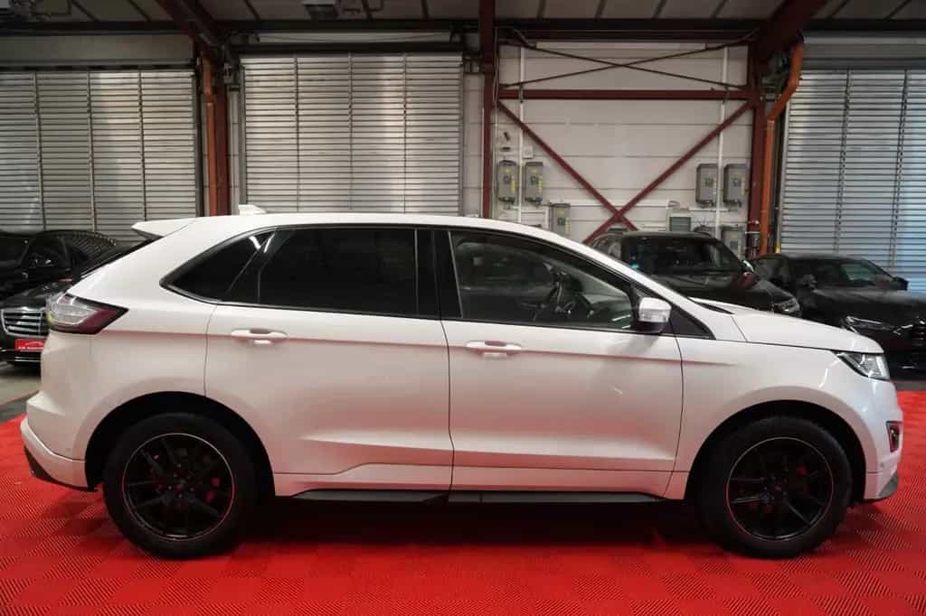 Ford Edge Sport 4x4*Unfallfrei*Navi*Pano* 06/2017-photo-3