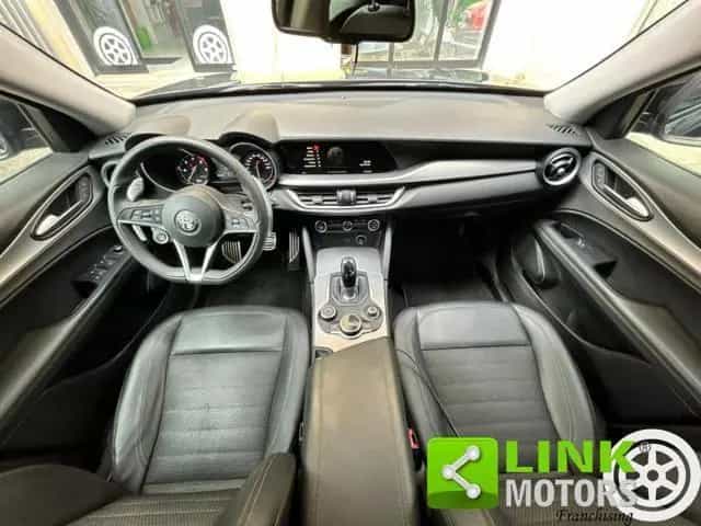 Alfa Romeo Stelvio ROMEO Stelvio 2.2 Turbodiesel 190 CV AT8 RW 11/2018-photo-3