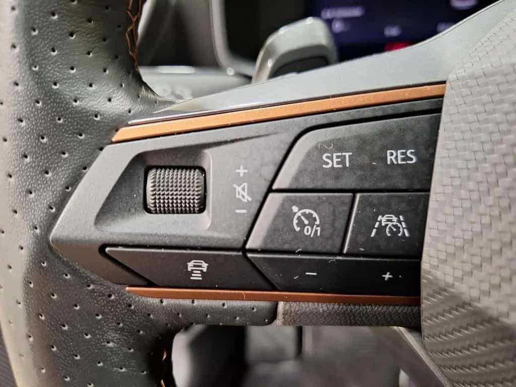 Cupra Leon ST 2.0 TSI DSG Winter|LED|Navi|Pano|ACC|RFK 05/2023-photo-18