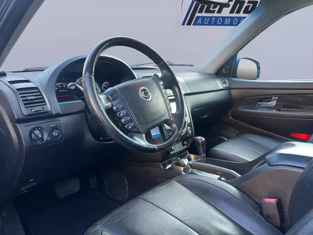 Ssangyong Rexton Rexton W Sapphire 4WD*7-Sitzer*SHZ*PDC* 03/2015-photo-11