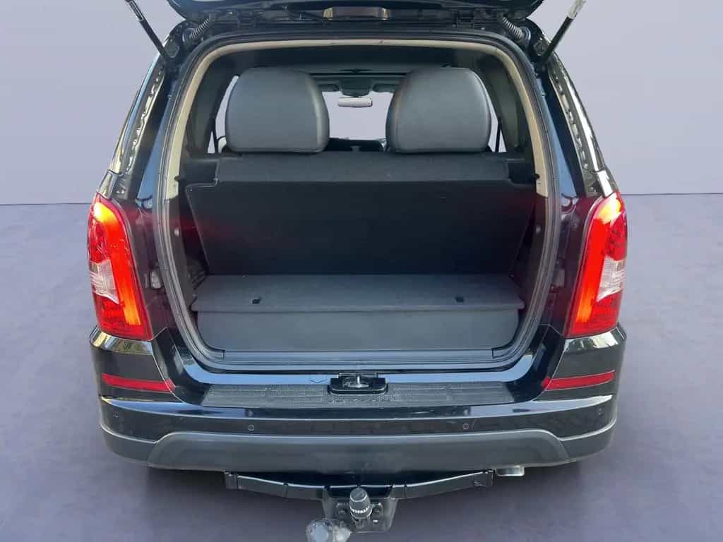 Ssangyong Rexton Rexton W Sapphire 4WD*7-Sitzer*SHZ*PDC* 03/2015-photo-27