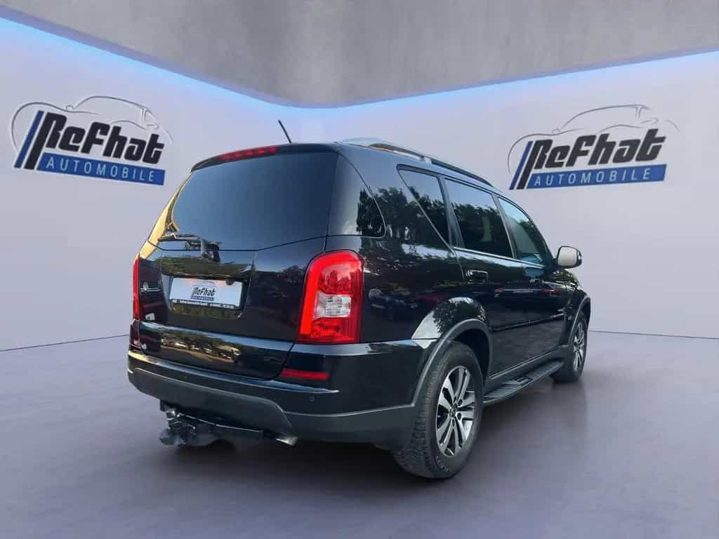 Ssangyong Rexton Rexton W Sapphire 4WD*7-Sitzer*SHZ*PDC* 03/2015-photo-5