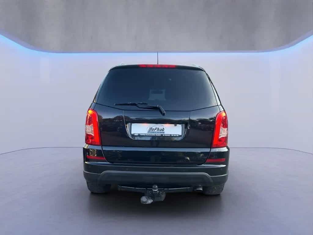Ssangyong Rexton Rexton W Sapphire 4WD*7-Sitzer*SHZ*PDC* 03/2015-photo-7