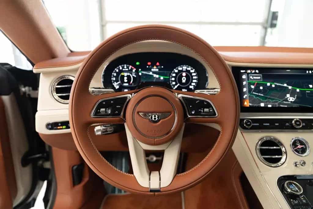 Bentley Continental GT S V8 *Akrapovic* null-photo-17