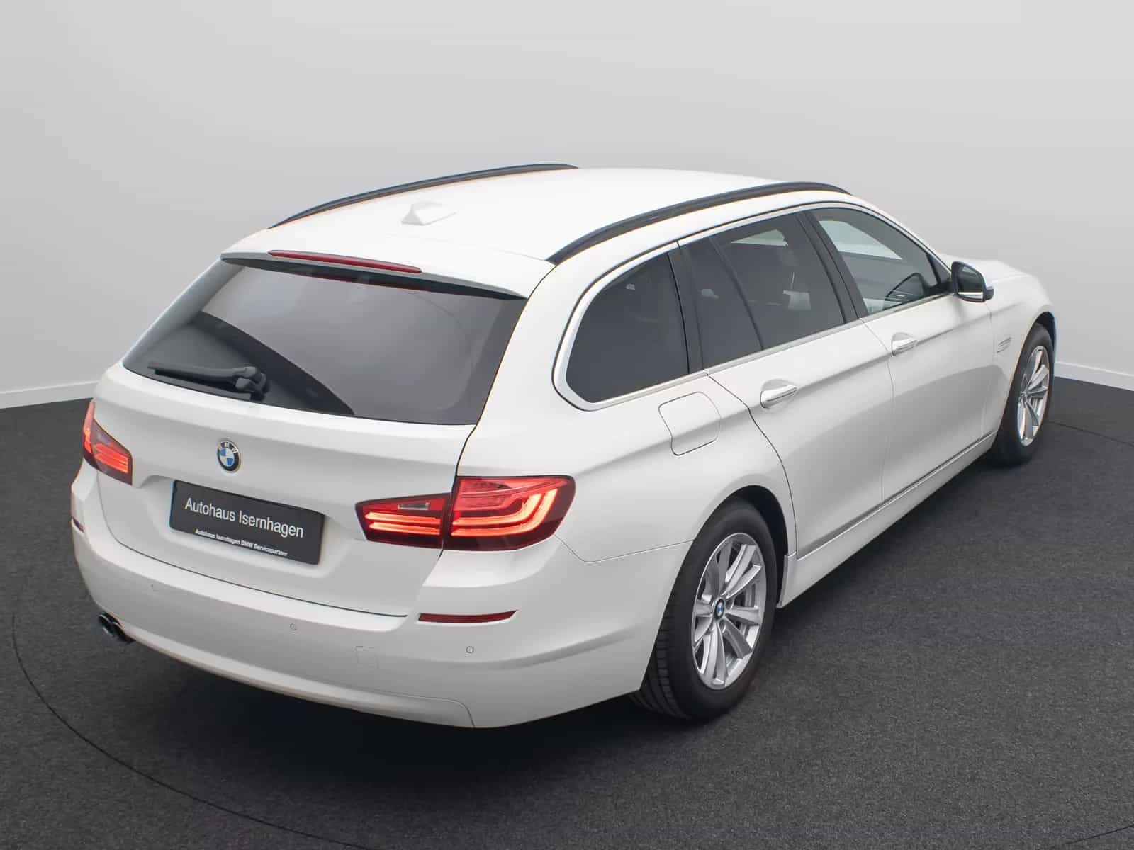 BMW 5 Series 06/2016-photo-6