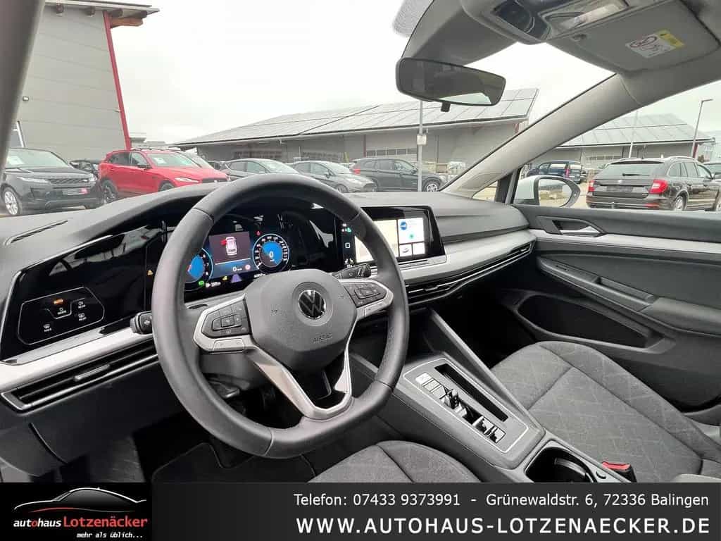 Volkswagen Golf VIII Variant Life eTSI ACC|LED|CARPLAY|NAV 08/2022-photo-9