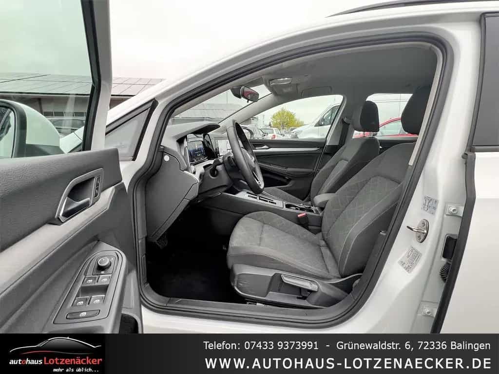 Volkswagen Golf VIII Variant Life eTSI ACC|LED|CARPLAY|NAV 08/2022-photo-7