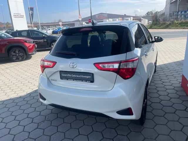 Toyota Yaris Style Selection 04/2020-photo-5