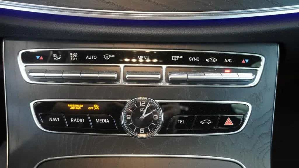 Mercedes-Benz E-Class 53 AMG T 4Matic+*NIGHT*PANO*360°KAM*BURM*LED 09/2018-photo-20