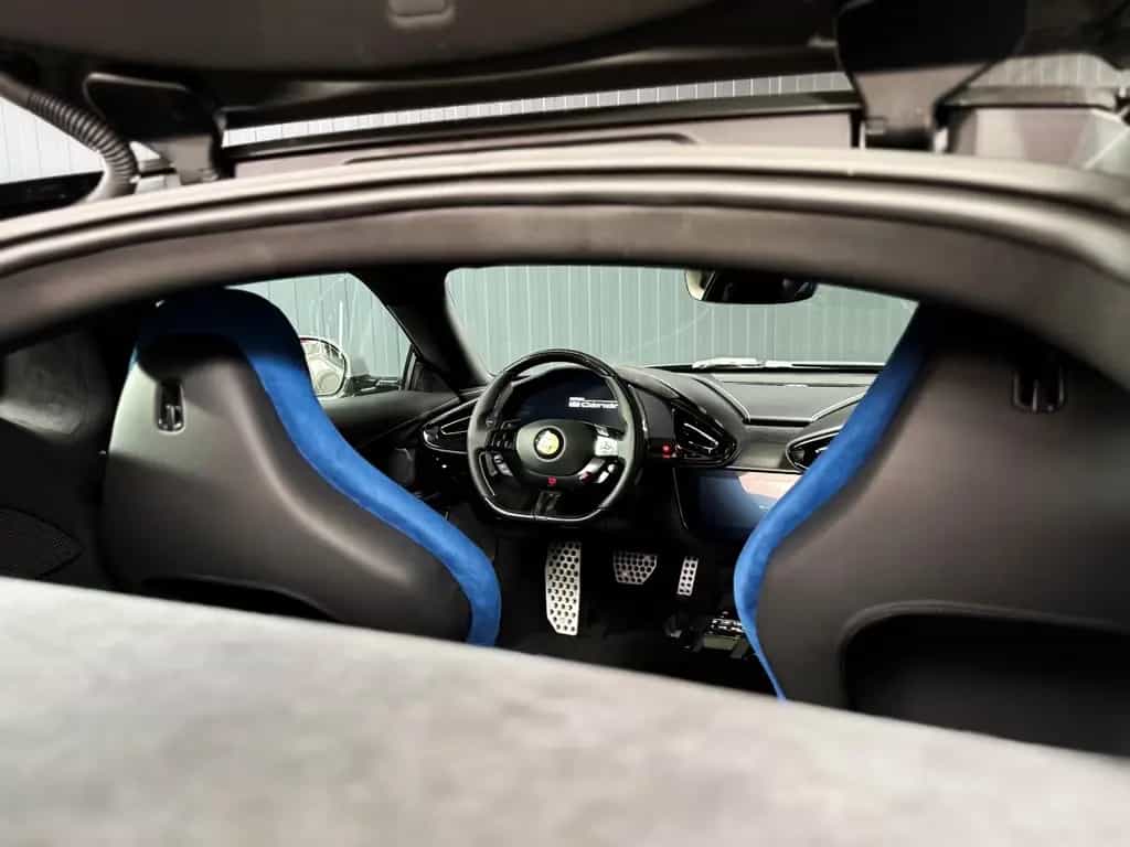 Ferrari 12Cilindri + 1. Hand + 54 km + Carbon Exterieur 04/2026-photo-12