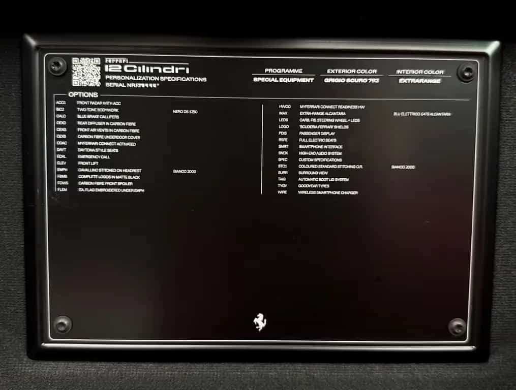 Ferrari 12Cilindri + 1. Hand + 54 km + Carbon Exterieur 04/2026-photo-13