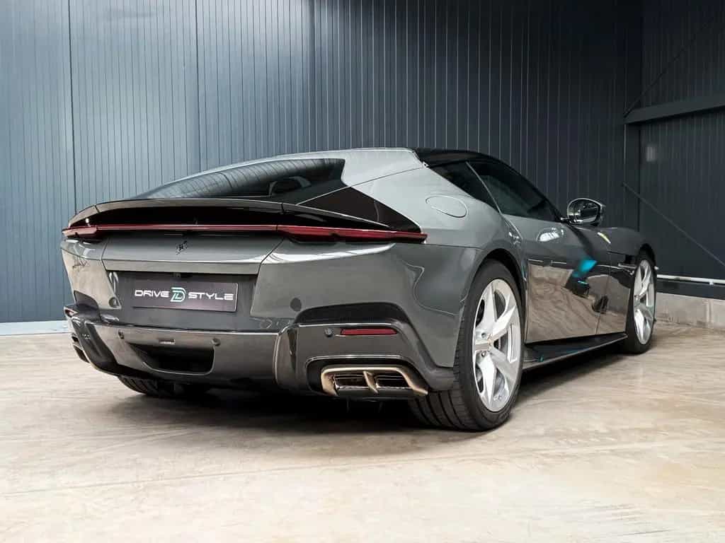 Ferrari 12Cilindri + 1. Hand + 54 km + Carbon Exterieur 04/2026-photo-8