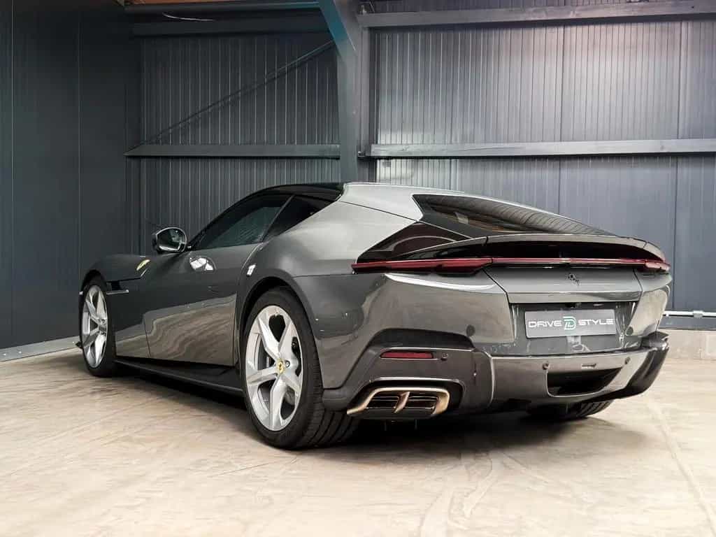 Ferrari 12Cilindri + 1. Hand + 54 km + Carbon Exterieur 04/2026-photo-9