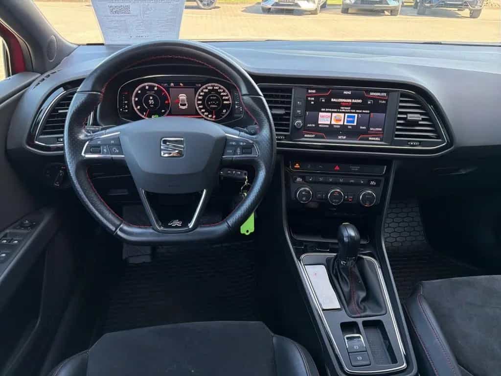 Seat Leon FR-Line Navi Digitales Cockpit LED StandHZG 04/2020-photo-11