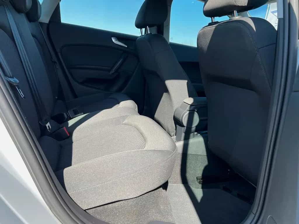 Audi A1 Sportback S-Line/NAVI/SHZ/LED 04/2017-photo-16