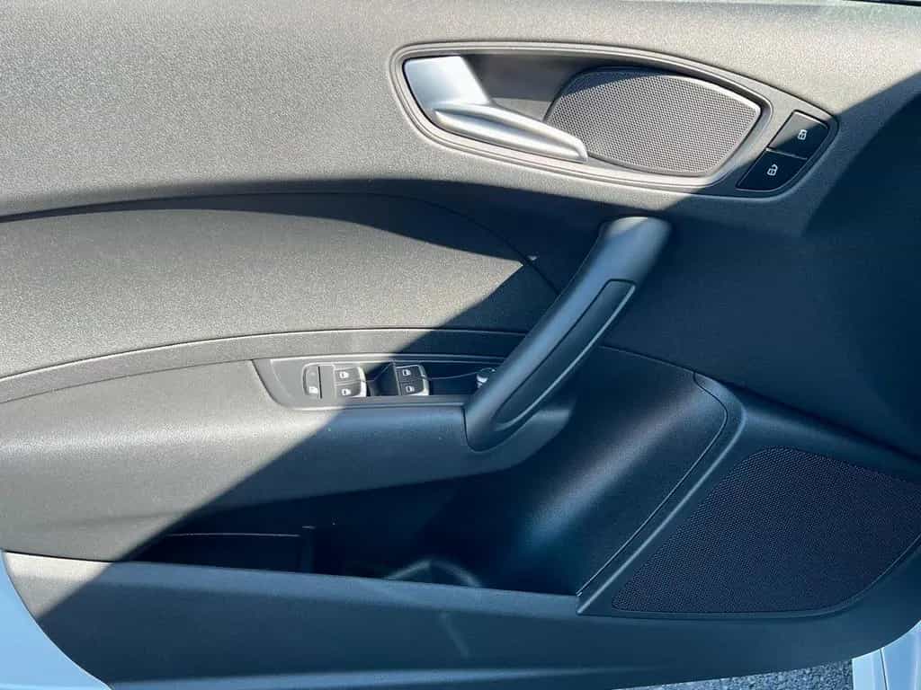 Audi A1 Sportback S-Line/NAVI/SHZ/LED 04/2017-photo-20