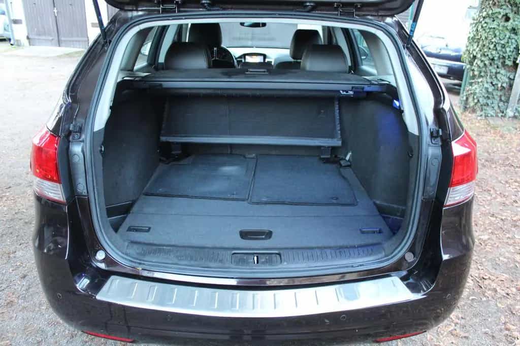 Chevrolet Cruze Station Wagon LTZ*Automatik*TÜV NEU* 04/2013-photo-16