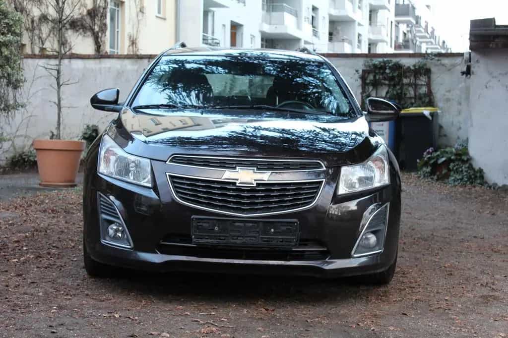 Chevrolet Cruze Station Wagon LTZ*Automatik*TÜV NEU* 04/2013-photo-7