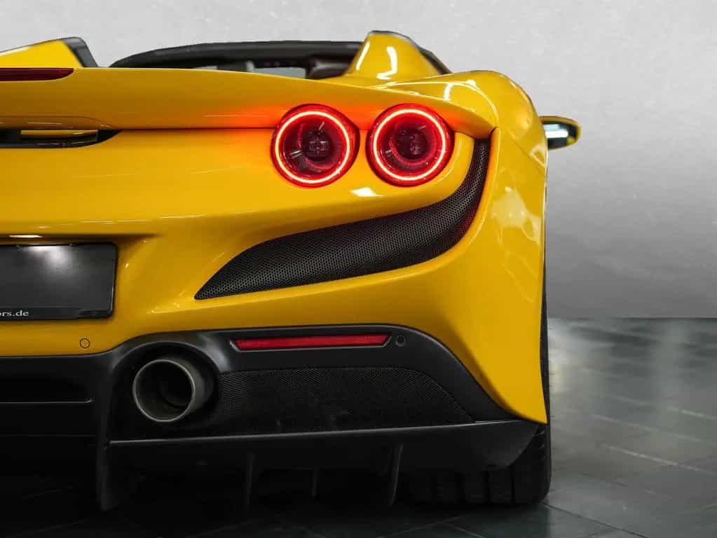 Ferrari F8 Spider - Carbon Racingsitze|Titanauspuff|JBL 12/2020-photo-20