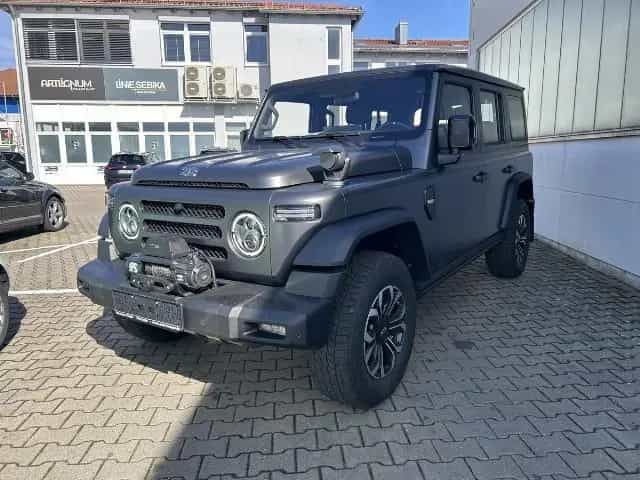 BAW 212 2.0 TCI Turbo 4x4 - Seilwinde - Suchscheinwe null-photo-1