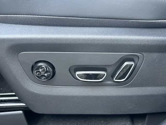 BAW 212 2.0 TCI Turbo 4x4 - Seilwinde - Suchscheinwe null-photo-17