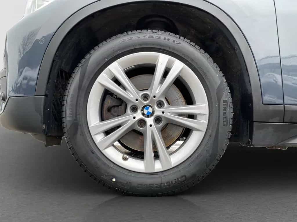 BMW X1 sDrive20i Adv. LED Navi ParkAss Sportsitz AUT 02/2019-photo-15